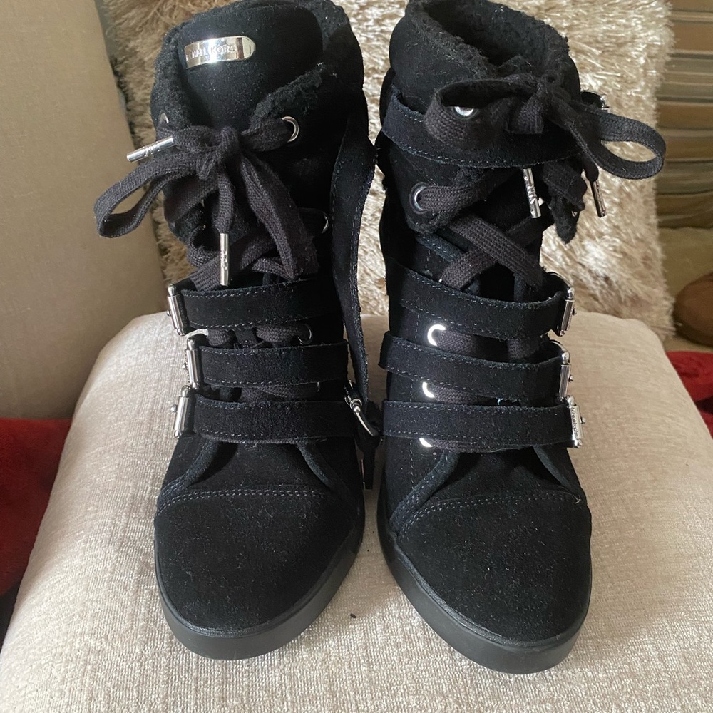 Micheal Kors 91/2 black